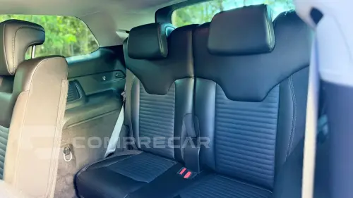 COMMANDER 1.3 T270 Turbo Limited