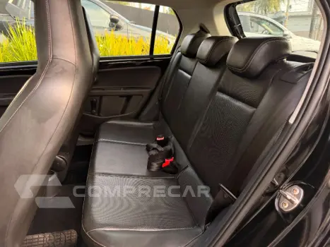 up! cross 1.0 T. Flex 12V 5p