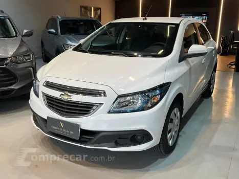 CHEVROLET ONIX 1.0 MPFI LT 8V FLEX 4P MANUAL 4 portas
