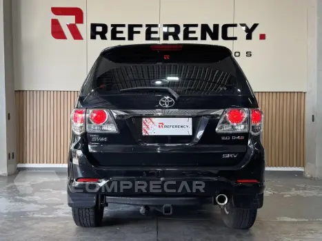 HILUX SW4 3.0 SRV 4X4 7 LUGARES 16V TURBO INTERCOOLER DIESEL