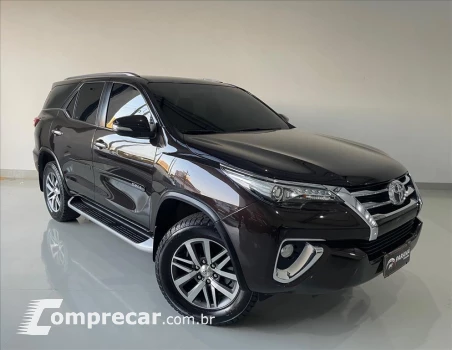 HILUX SW4 2.8 SRX 4X4 7 LUGARES 16V TURBO INTERCO