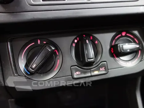 VOYAGE - 1.0 12V MPI TOTAL 4P MANUAL