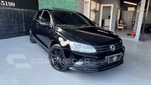 Volkswagen JETTA Highline 2.0 TSI 16V 4p Tiptronic 4 portas