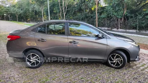 YARIS 1.5 16V FLEX SEDAN XLS CONNECT MULTIDRIVE