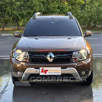 DUSTER 20 D 4X2