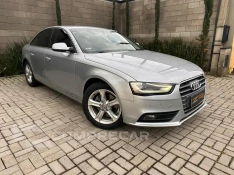 A4 1.8 TFSI AMBIENTE AVANT GASOLINA 4P MULTITRONIC