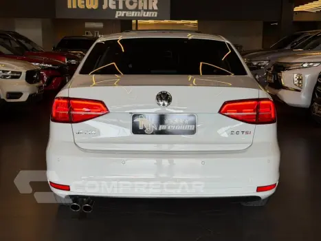 JETTA 2.0 TSI HIGHLINE 211CV GASOLINA 4P TIPTRONIC