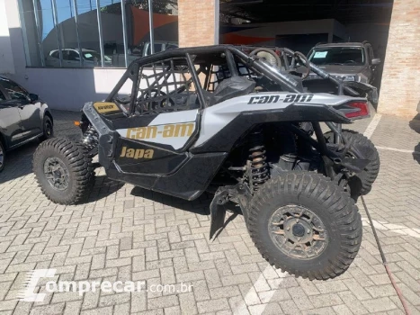 CAN-AM SSV Maverick