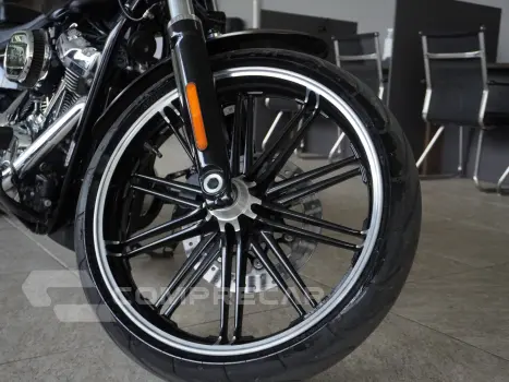 SOFTAIL BREAKOUT FXBRS