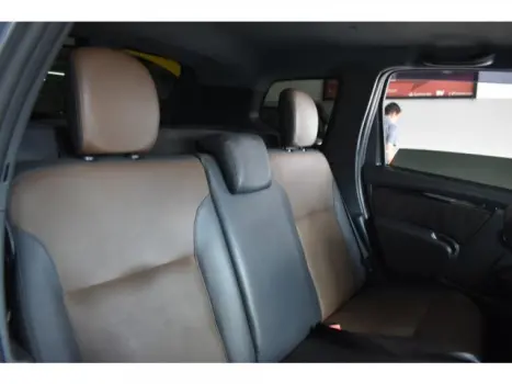 DUSTER - 2.0 DYNAMIQUE 4X2 16V 4P AUTOMÁTICO