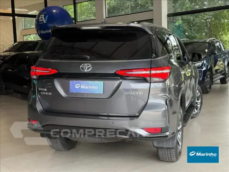 HILUX SW4 2.8 D-4D TURBO DIESEL DIAMOND 7L 4X4 AU