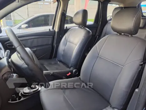 DUSTER 2.0 TECH ROAD II 4X2 16V