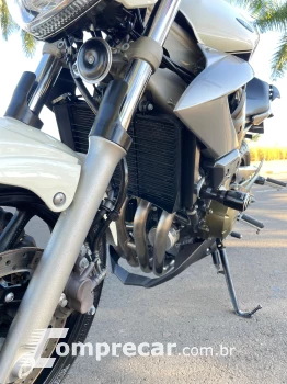 XJ6 N