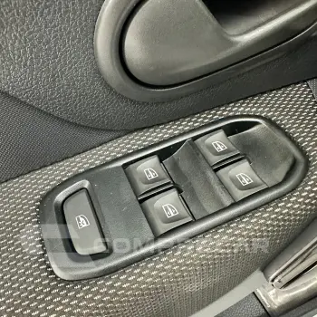 LOGAN Zen Flex 1.0 12V 4p Mec.