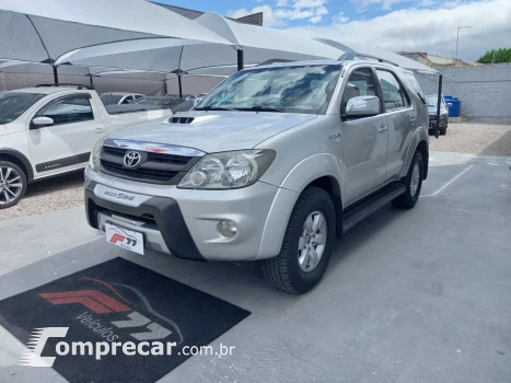 Toyota Hilux SW4 3.0 16V 4P SRV 4X4 TURBO DIESEL AUTOMÁTICO 4 portas