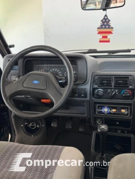 Escort Guarujá 1.8 4p