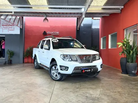 NISSAN FRONTIER 2.5 SV ATTACK 4X4 CD TURBO ELETRONIC DIESEL 4P AUTO 4 portas