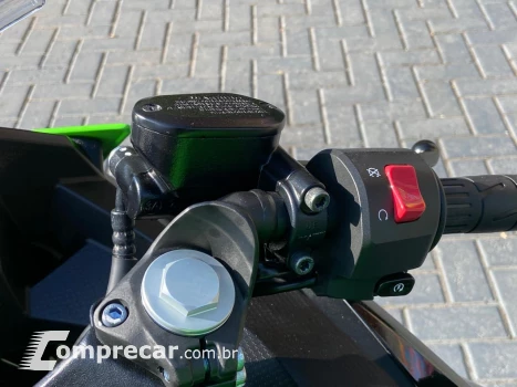 NINJA 400