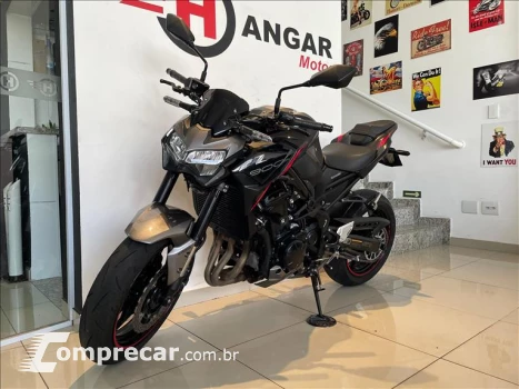 Z900