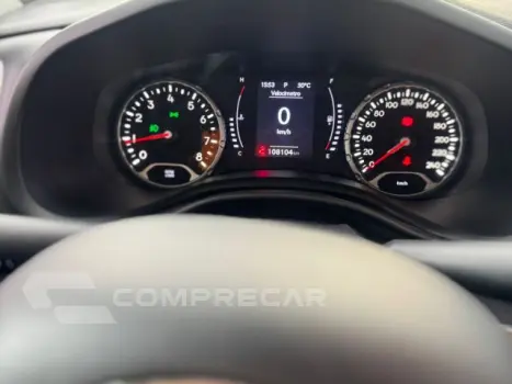 RENEGADE - 1.8 16V LONGITUDE 4P AUTOMÁTICO