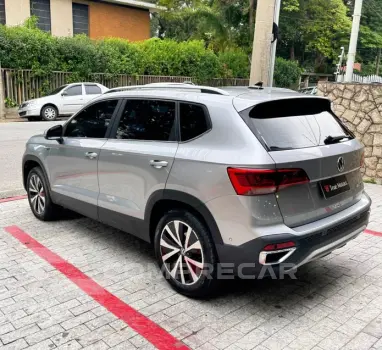 TAOS 1.4 250 TSI Highline