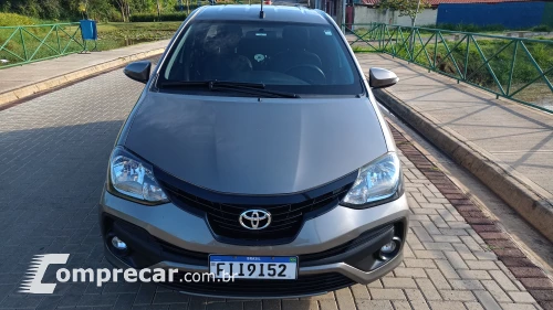 Etios 1.5 X Plus Sedan 16V Automático