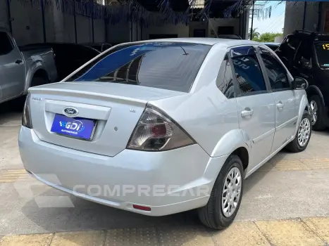 FIESTA 1.6 MPI Class Sedan 8V