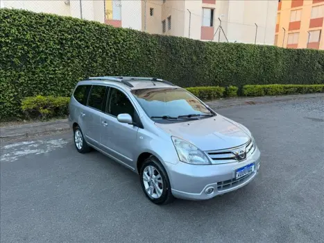 NISSAN GRAND LIVINA 1.8 S 16V 4 portas