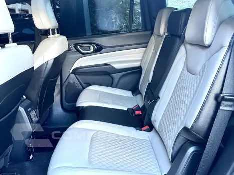 COMMANDER 1.3 T270 TURBO FLEX OVERLAND AT6