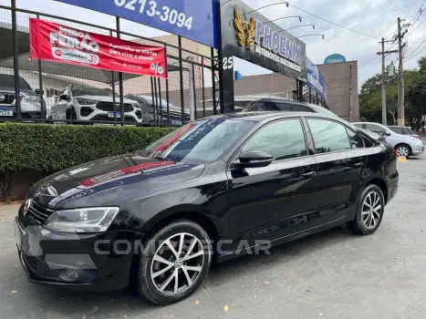 Volkswagen JETTA 2.0 Comfortline 4 portas