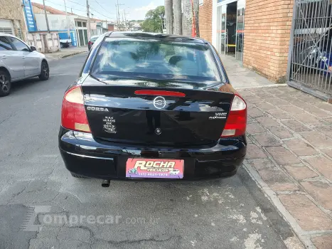 CORSA 1.0 MPFI Maxx Sedan 8V