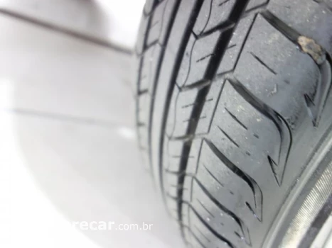 PUNTO - 1.4 ATTRACTIVE 8V 4P MANUAL