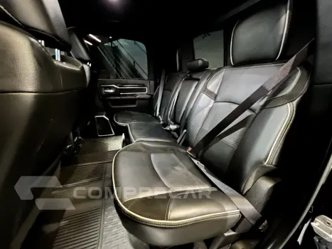 3500 6.7 I6 LARAMIE NIGHT EDITION CABINE DUPLA 4X4 TURBO DIE