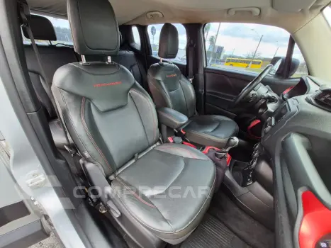 RENEGADE 2.0 16V Turbo Trailhawk 4X4