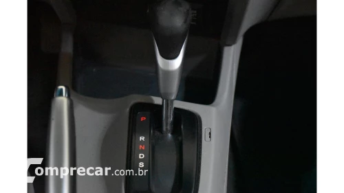 CIVIC - 1.8 EXS 16V 4P AUTOMÁTICO