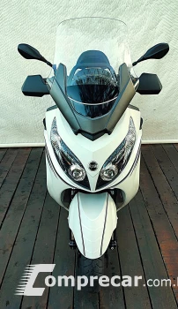 DAFRA MAXSYM 400i