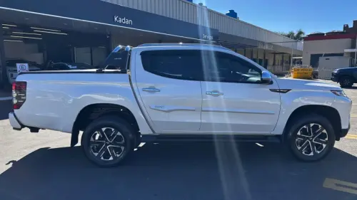 L200 TRITON 2.4 16V Turbo Sport Hpe-s CD 4X4