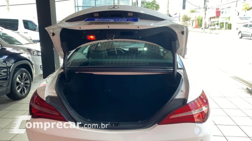 MERCEDES-BENZ CLA 180 1.6 CGI 7G-DCT