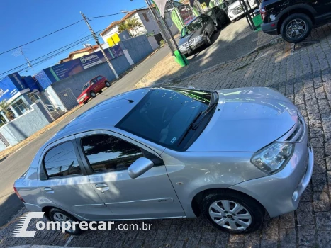 ETIOS XS Sedan1.5 Flex 16V 4p Mec.