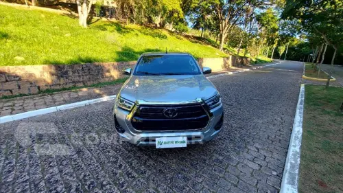 HILUX 2.8 D-4D TURBO DIESEL CD SRX 4X4 AUTOMÁTICO