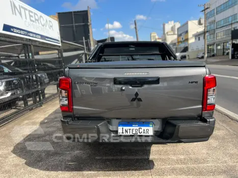 L200 TRITON 2.4 16V Turbo Sport HPE CD 4X4