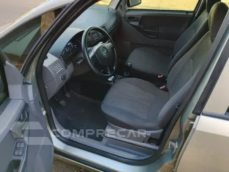 MERIVA 1.8 MPFI JOY 8V