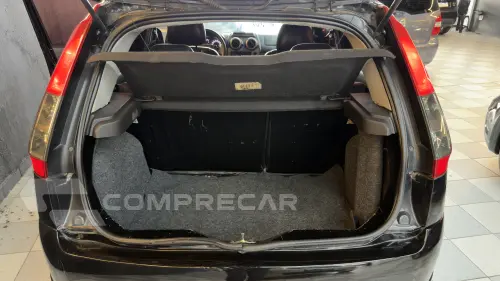 FIESTA 1.6 MPI Class Hatch 8V
