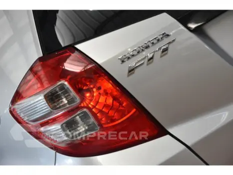 FIT - 1.4 LX 16V 4P AUTOMÁTICO