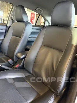 YARIS 1.5 16V Sedan XS Connect