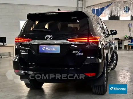 HILUX SW4 2.7 VVT-i FLEX SRV 7L 4X2 AUTOMÁTICO