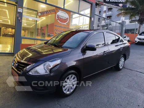 NISSAN Versa Sedan 1.0 4P FLEX 4 portas