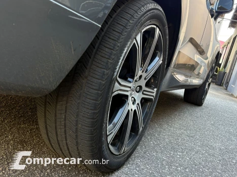 XC60 2.0 T8 Hybrid Inscription AWD Geartronic