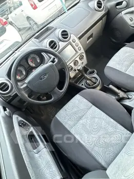 Fiesta Sedan 1.6 4P FLEX