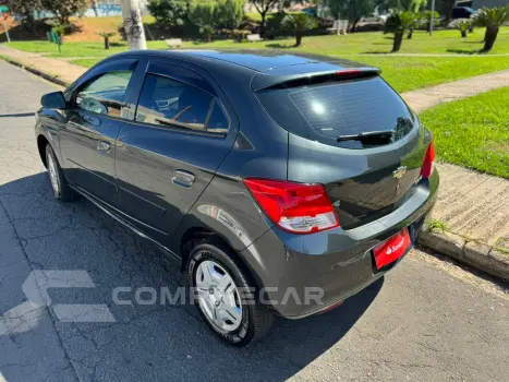 Onix 1.0 LT Flex